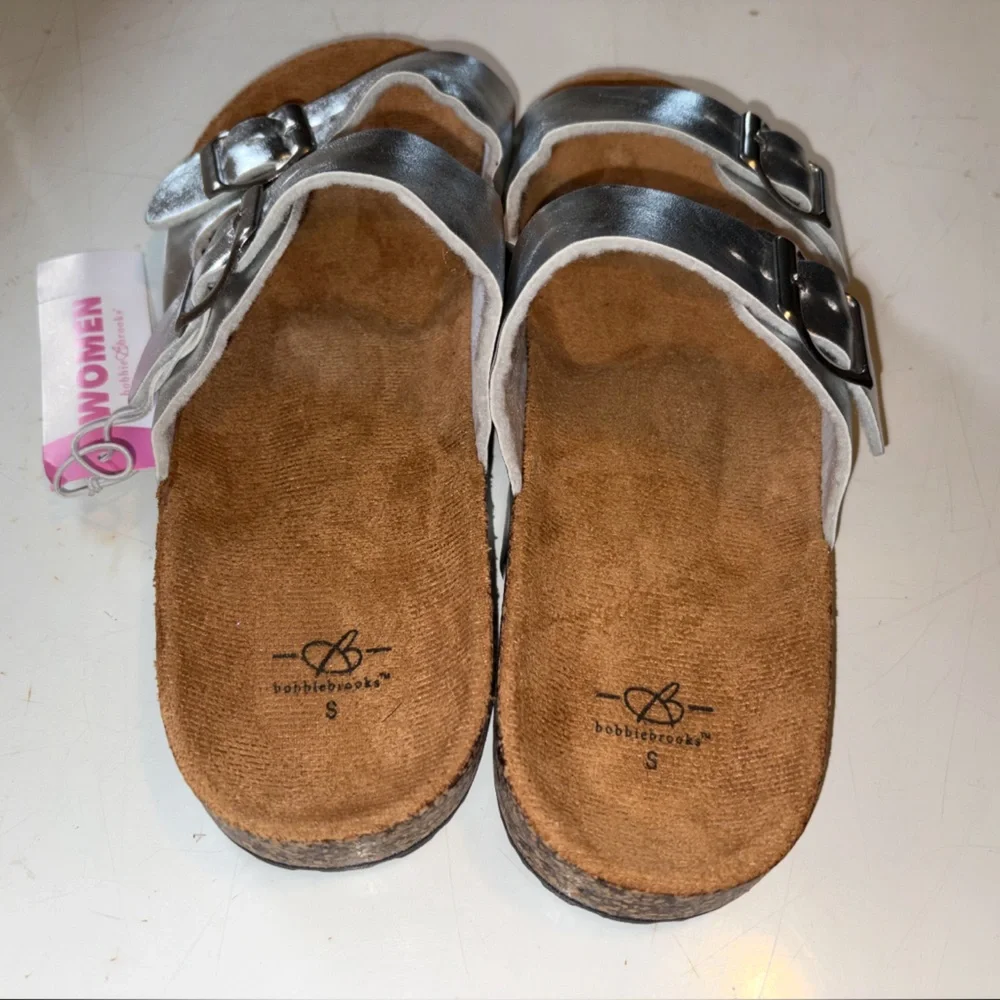Bobbie Brooks metallic gun metal vegan leather sandals size small
